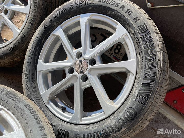 Continental ContiPremiumContact 5 205/55 R16