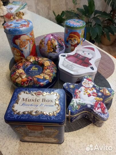 Банка жестяная упаковка