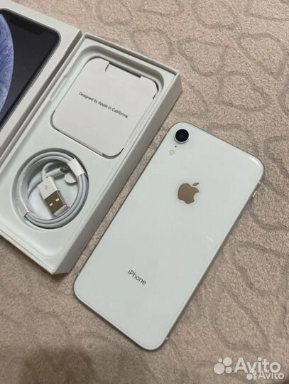 iPhone Xr, 128 ГБ
