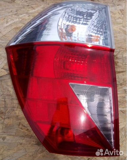 Стоп-сигнал задний правый Honda F-Rv 2006