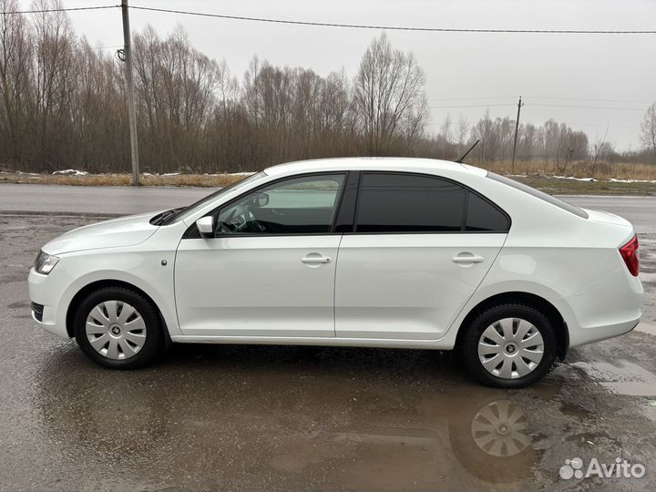 Skoda Rapid 1.6 МТ, 2016, 180 000 км