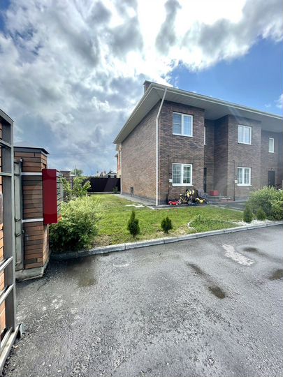 Дом 90 м² на участке 2 сот.