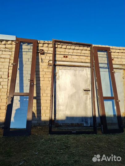 Балконная дверь с окном двух створчатая