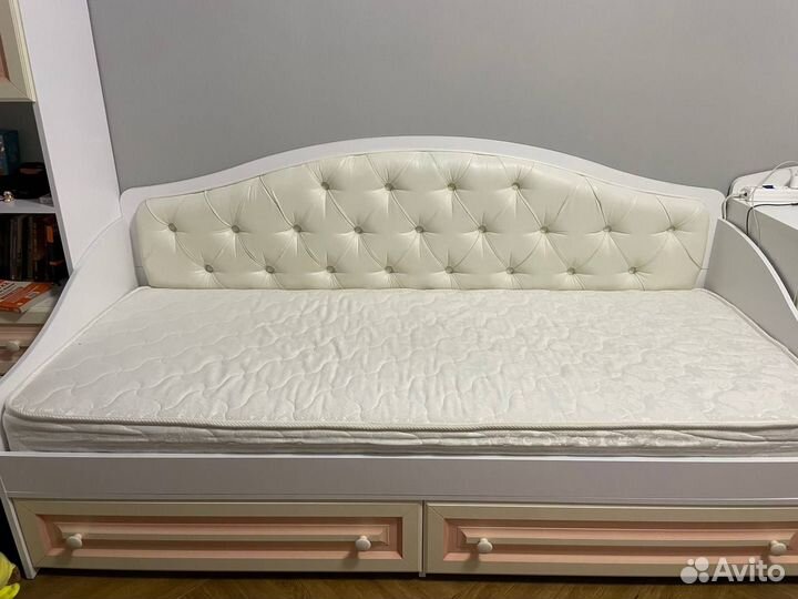 Кровать-софа