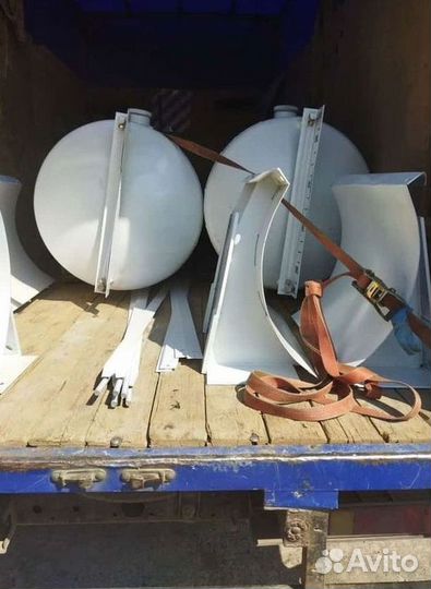 Водобак автобетоносмесителя