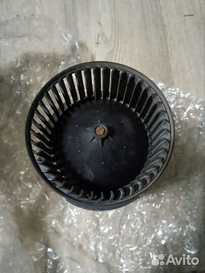 Вентилятор печки Рено fluence