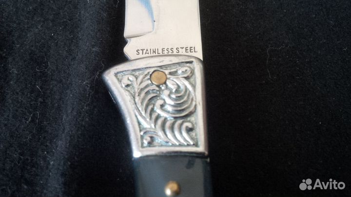 Нож складной с фиксатором лезвия