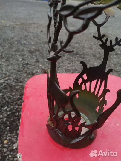 Подставка под вазу