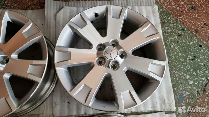 Оригинальные mitsubishi 5/114.3 R18 без пр по РФ
