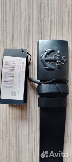 Мужской кожаный ремень с бляхой 