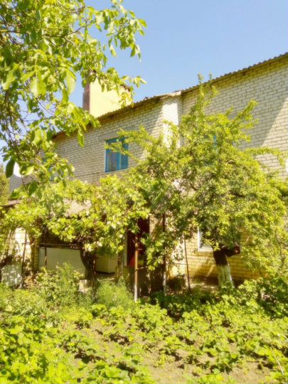 Коттедж 102 м² на участке 6 сот.