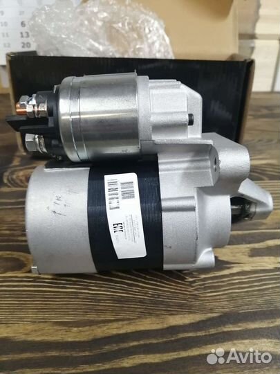 Стартер на LADA largus, dacia, Renault