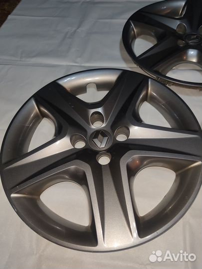 Колпак на Renault Sandero Stepway R16