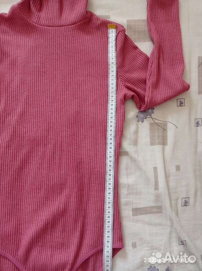 Свитер боди женский 42 Romee, Moremio актуально