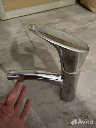 Смеситель для раковины