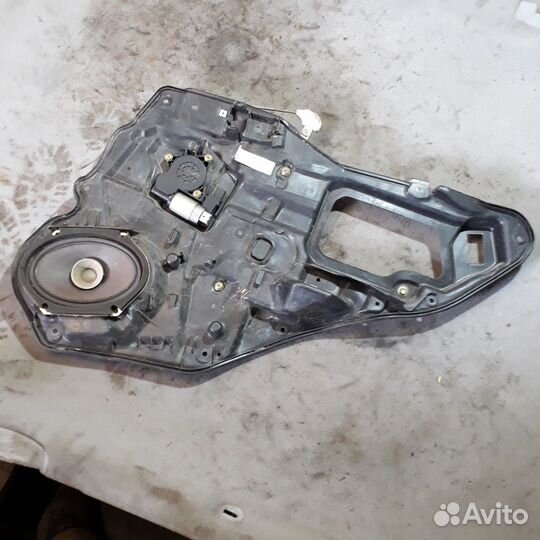 Стеклоподъемник зад правой двери Мазда 6 GG