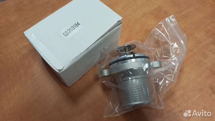 Термостат на JCB 02/203184