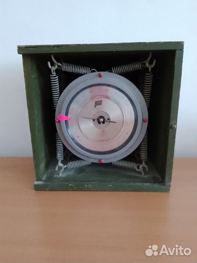 Барометр анероид СССР