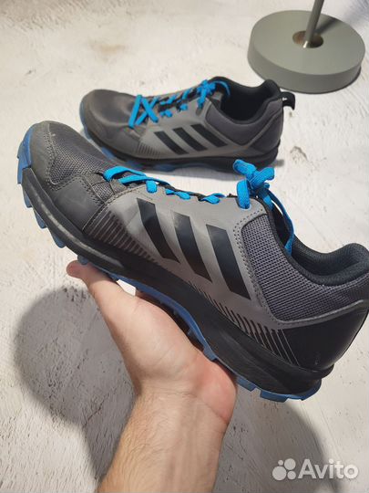 Кроссовки adidas terrex