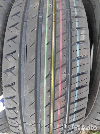 Viatti Strada Asimmetrico 215/60 R16 95V