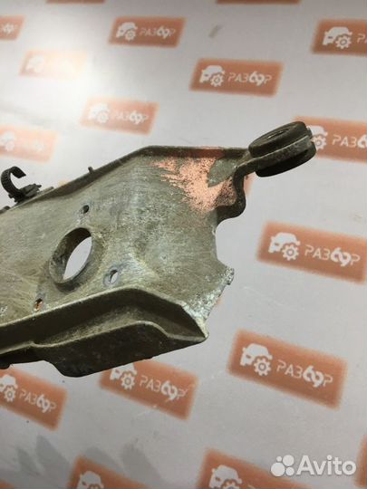 Трапеция стеклоочистителя Mitsubishi L200 KB4T