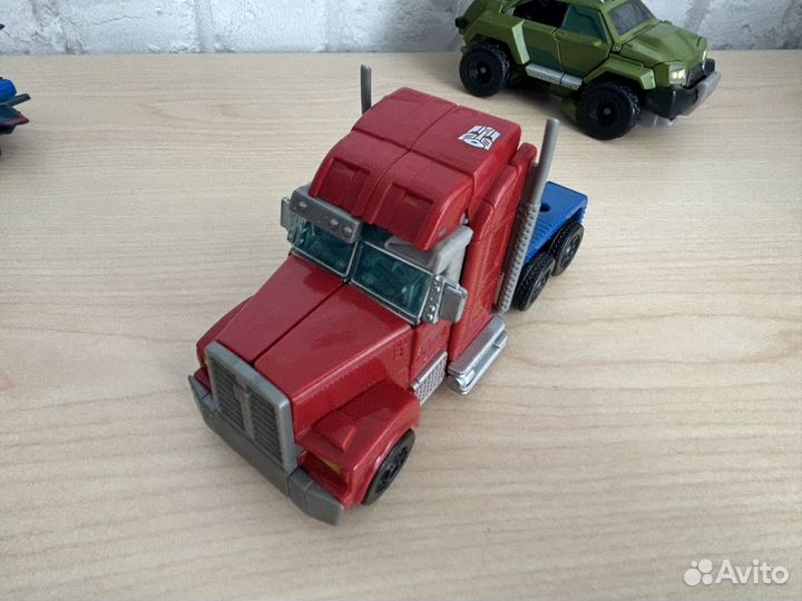 Фигурки Transformers Prime. Robots In Disguise