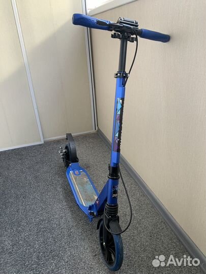 Самокат детский двухколесный с ручным тормозом