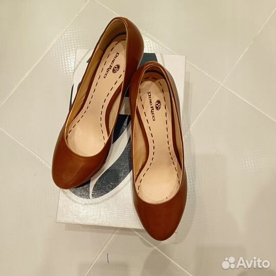 Женские туфли новые кожа