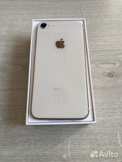 iPhone 8, 64 ГБ