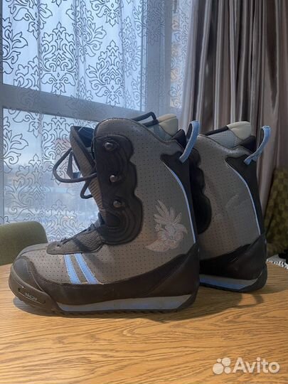 Сноубордические ботинки женские 40 atom