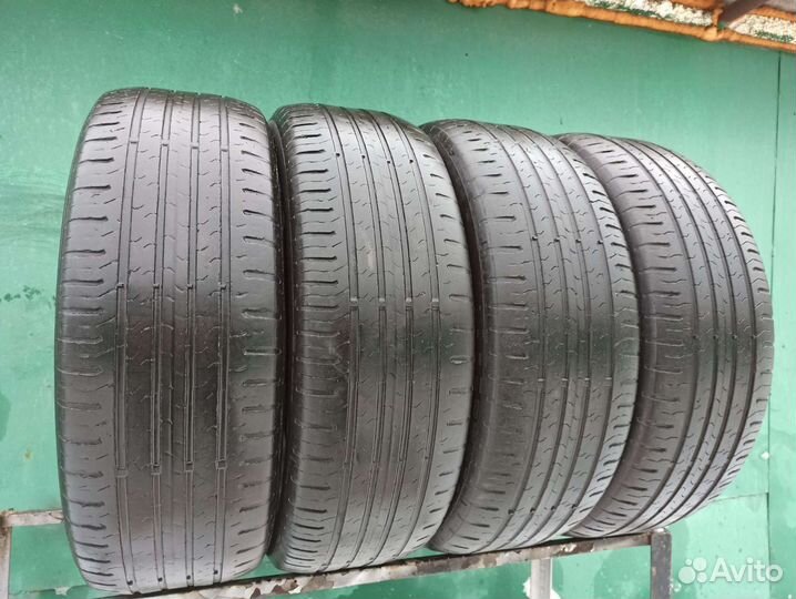 Continental ContiEcoContact 5 215/60 R17 96H