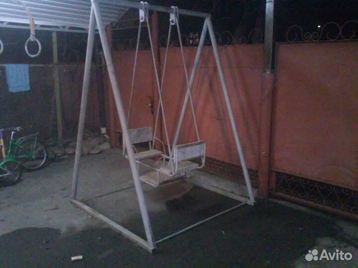 Садовые качели