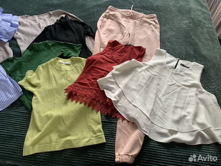 Три пакета женских вещей (размер 42-44)