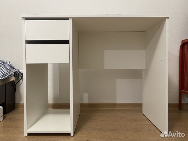 Стол письменный Винтер 12.80 F Белый