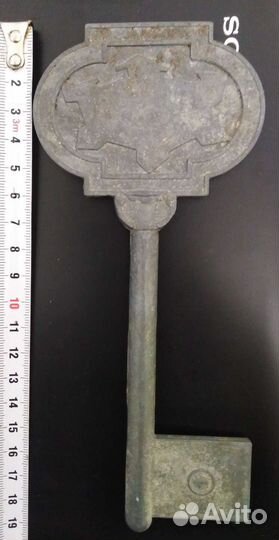 Ключ сувенирный