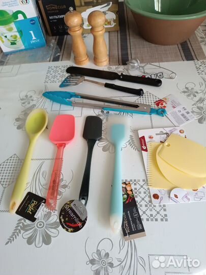 Сотейник /сковорода и другие кухонные предметы