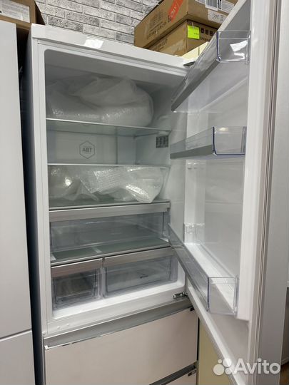 Холодильник Haier a3fe742cgwjru (70см)