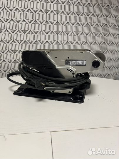 Шлифовальный ручной станок ленточный