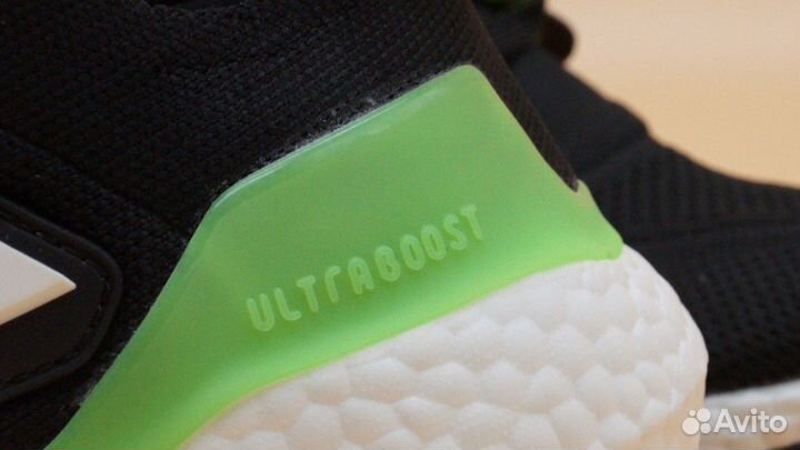 Adidas UltraBoost 22 'Black Solar Green'