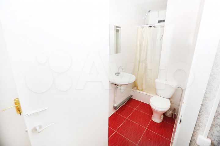 Комната 45 м², 2/5 эт.