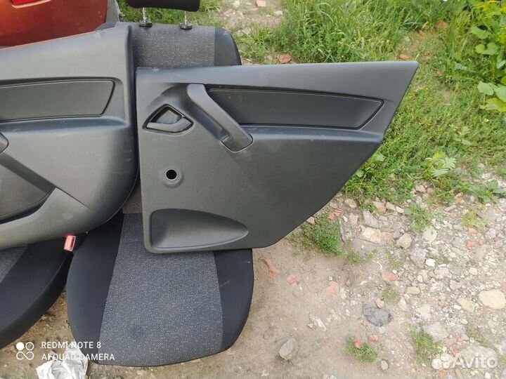 Задние обшивки дверей лада гранта