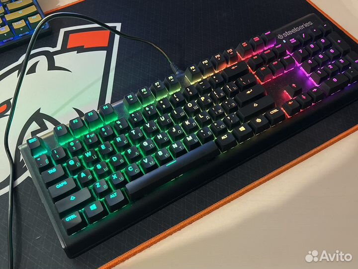 Игровая клавиатура Steelseries Apex M750