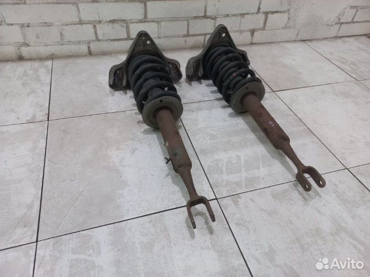 Стойки в сборе передние Audi S4 B6 4.2 2004