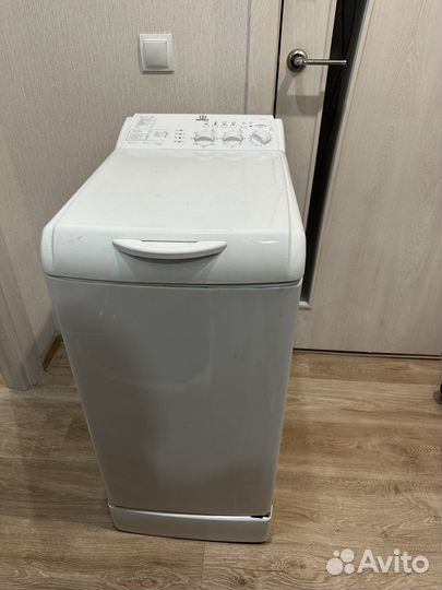 Стиральная машина с вертикальной загрузкой