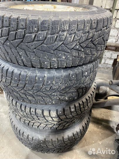 Dunlop SP Winter Ice02 205/65 R15