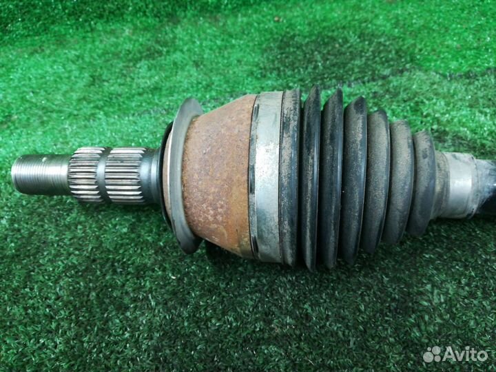Полуось передняя левая (приводной вал, шрус) Chevr