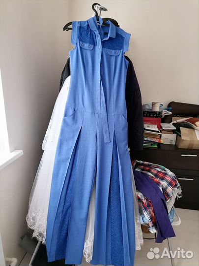 Комбинезон из льна с кружевом