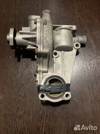 Водяная помпа в сборе passat б5