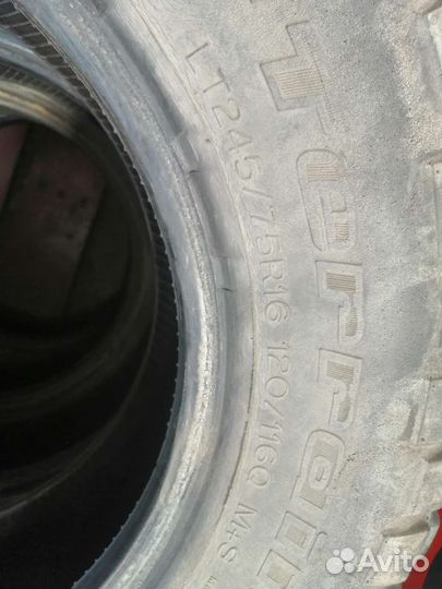 Bfgoodrich Mud-Terrain T/A KM2 245/75 R16