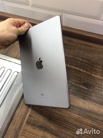 Айпад 10,5 pro 64 gb